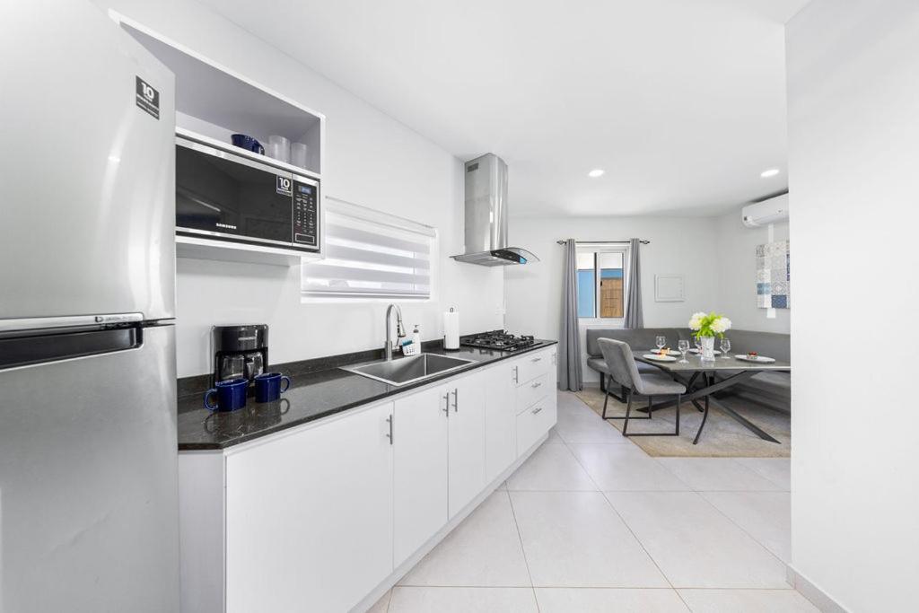 Apricity Suites Aruba Ноорд Экстерьер фото